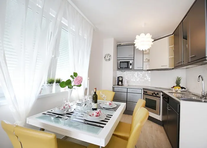 Apartament Flowers, Free Garage Parking