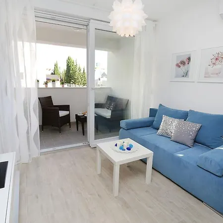 Flowers, Free Garage Parking شقة